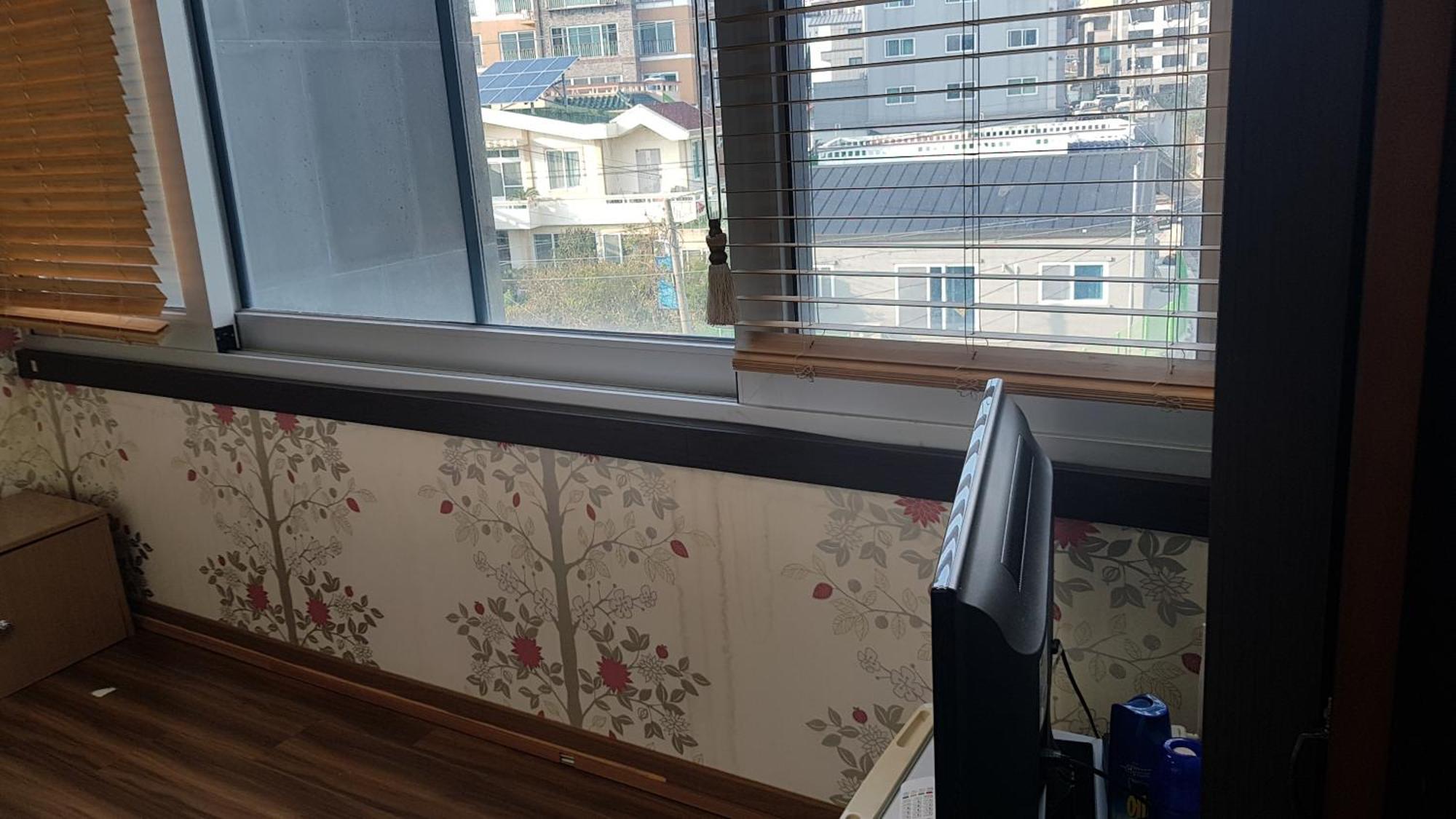 Seom Guesthouse ซอกวีโพ ภายนอก รูปภาพ